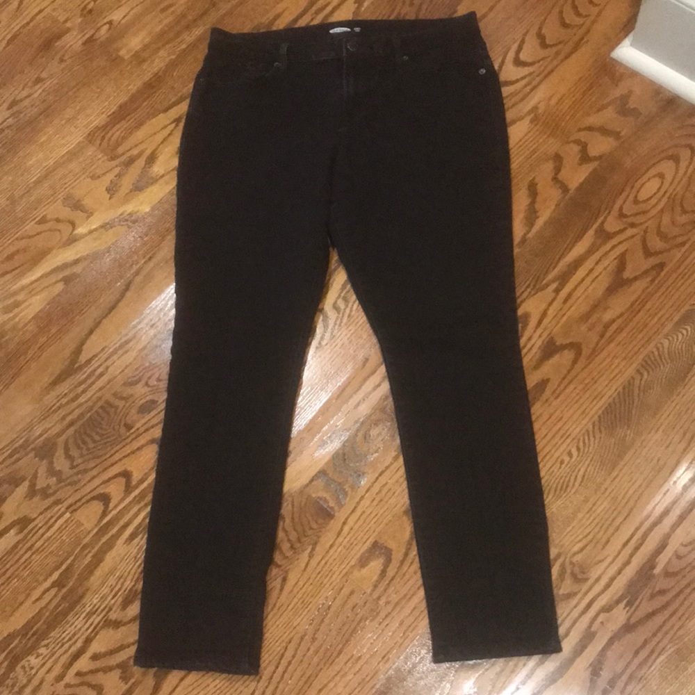 Old Navy Curvy Skinny Leg Jeans - Black